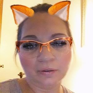 Meet your Posher, Suzanne